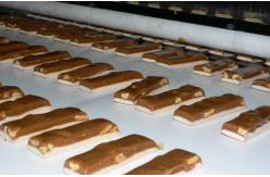 China Automatic Sesame Candy Energy Bar Peanut Candy Bar Chocolate Bar Making Machine supplier