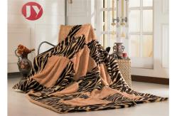China Polyester Plush Fur Blanket Personalized Soft Touch Patchwork Keep Warm supplier