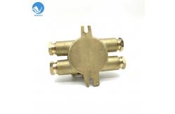 China 16A Marine Plug Socket Brass Waterproof Junction Box Grounding Device supplier