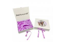 China Eco Friendly Cosmetic Packaging Box with Satin Lining and Glossy Finish supplier