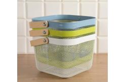 China Sustainable Wire Mesh Storage Baskets With Wood Handle supplier
