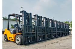 China 6600LBS 7700LBS Dual Pallet Dispenser diesel powered forklift Clamp Push Pull supplier