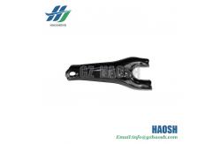 China Clutch fork 8-97039266-3 8970392663 For Isuzu DMAX TFS54 4JA1 supplier