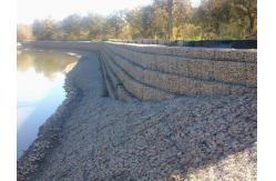China Reinforced Gabion Wire Mesh Solid Structure  High Tensile Gabion Basket Fence supplier