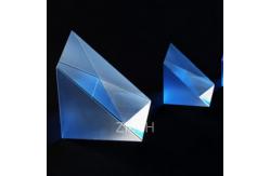 China Fused Quartz Optical Prisms UV/VIS Transmission Custom Angles supplier