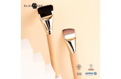 China Customizable Synthetic Hair Makeup Brushes With Wooden Handle And Shiny Gold Ferrule supplier