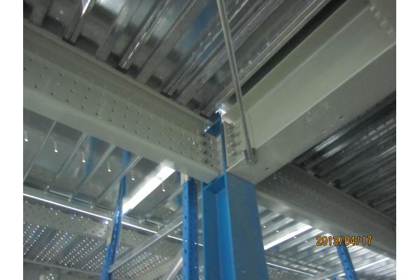 NOVA Logistics Powder Coating Multi Tier Mezzanine Rack With Soild Joists