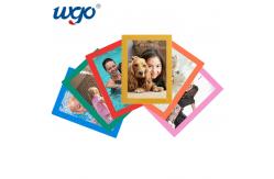 China 4x6 5x7 6x8 Sticky Wall Mounted Photo Frames No Residue Left supplier