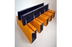 China Extruded Box Aluminum Baffle Ceiling PVDF Coating 0.8mm-3mm supplier