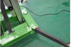 China Single Mast Aerial Work Platform Vertical Lift With AC Power Supply supplier