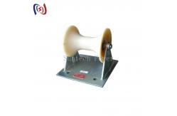 China 3 Legged 60m Galvanized Angle Steel Self Supporting Telecom Tower supplier