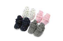 China Wholesale cheap Cotton fabric stars print fancy cute toddler boy girl baby booties supplier