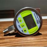 Anti Electromagnetic 60MPa 0.5%FS Digital Manometer Gauge for sale