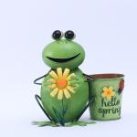 Small Animal Garden Ornament Metal Lightweight Frog Shaped Garden Bucket for sale