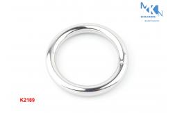 China 3 Inch Metal O Ring Buckle Shiny Light Custom Handbag Hardware Accessories supplier