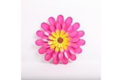 China Exquisite Metal Flower Ornaments Customized Metallic Wall Decor Rustproof supplier