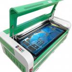 DQ High Precision 100*40CM CO2 Screen Protector Cutting Machine for sale