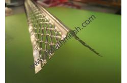 China Round Nose 3003 Aluminium Angle Bead With Reinforce Flange 32mm Wing supplier