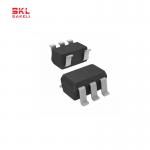 TLV9351IDBVR  Amplifier IC Chips  3.5-MHz 40-V RRO MUX-Friendly Operational  Cost-Sensitive Systems Package SOT-23-5 for sale