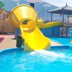 High Durability Small Tornado Water Slide For 2 Children  3-15 Years Old for sale
