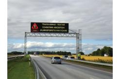 China High Brightness Electronic Traffic Signs Low Power Consumption For Highway supplier