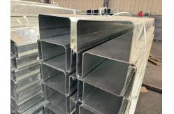 China Durable Plastic Concrete Retaining Wall Sleeper Mould With Customizable Specifications supplier