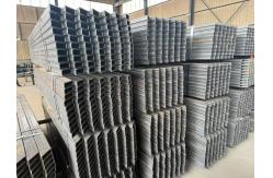 China Rectangular Tube Hollow Section Structural Pipe For Construction And Industrial Use supplier