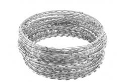 China Cross Razor Barbed Wire Security Fence Custom Length In Woven Bag supplier