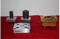 China Steel CNC Milling Machine Clamps 0.005mm 1.8Kg Weight SK52-145 supplier
