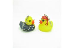 China Lovely Pirate Baby Bath Mini Duck Keychains With LED Night Light Design supplier