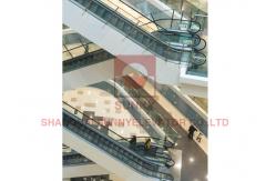 China Commercial Vvvf Control Moving Walk Escalator With 35 Degree 1000mm Step Width supplier