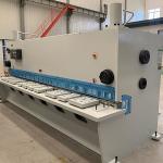 6x4000mm Hydraulic Guillotine Shearing Machine With CNC Control Panel For Easy Operation