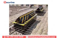 China K12 Anti-collision level Security Hydraulic Road Blockers with Spike Strips supplier