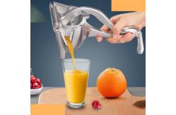 China Kitchen Aluminum Alloy DIY Juice Pressing Fruit And Vegetables Lemon Clip Manual Juicer supplier
