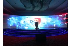 China Small Pixel Pitch Indoor Curved RGB LED Screen For Studio Conference supplier