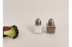 China Convenient And Fashionable Easy To Take Seasoning Shakers For Modern Kitchens supplier