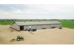 China Prefabricated Steel Structure Building Horse Riding Designs Metal Warehouse Shed supplier