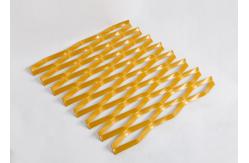 China Perforated Raised Or Flattened Expanded Metal Sheet 0.5-5CM Dia supplier