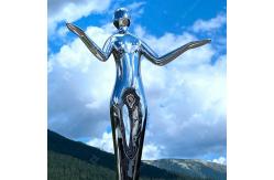China 5 Meters High Art Designed Stainless Steel Sculpture Harmony with high mirrored supplier