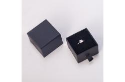 China Personalized White Paper Jewelry Boxes with sponge Simple Sliding Drawer supplier