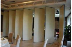 China Melamine Surface Sliding Folding Soundproof Movable Partition Wall For Office / Classroom supplier