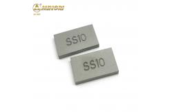 China SS10 Tungsten Cemented Carbide Brazed Saw Tips For Quarry Stone Block Cutting supplier