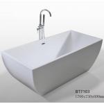 Simple Acrylic Freestanding Jacuzzi Bathtub Comfortable 1700x750x600mm Size for sale