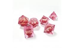 China Flowing Sand Rouge Red Crystal Resin Polyhedral Dice For Lucky Activities supplier