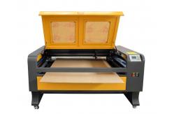 China CO2 Metal And Wood Laser Engraving Machine 10.6um Wavelength supplier