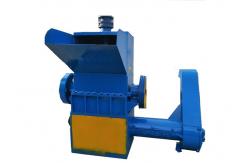China Customizable Beverage Bottle Plastic Crusher Machine For Recycled Plastic Factory supplier