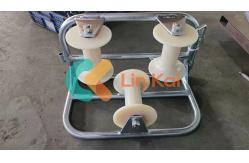 China Heavy Duty Cable Laying Roller For Pulling Wires Rated Load 10-20kN supplier