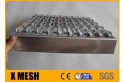 China Perforated HDG Galvanized Steel Grating Stair Tread With Securing Brackets supplier