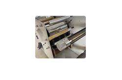 China Automatic Sheet Foil Stamping Lamination Machine Paper Roll 450mm supplier