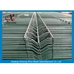 Dark Green Welded Wire Mesh Fencing Panels , Wire Panel Fence Peach Shape Post